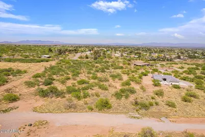 1.25 Acres E E. Emma Lane Lot 2 -- #-, Hereford, AZ 85615 - Photo 3