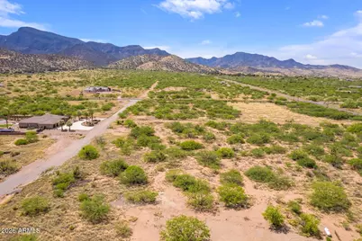 1.25 Acres E E. Emma Lane Lot 2 -- #-, Hereford, AZ 85615 - Photo 5