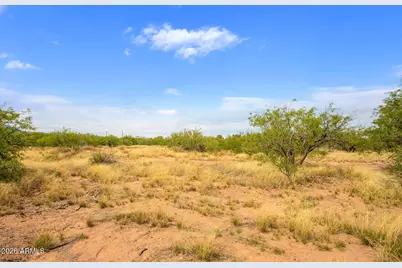 1.25 Acres E E. Emma Lane Lot 2 -- #-, Hereford, AZ 85615 - Photo 15