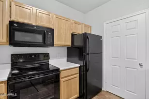 5401 E Van Buren St, Phoenix, AZ 85008 - Photo 9