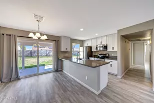 21057 N 33rd Dr, Phoenix, AZ 85027 - Photo 5