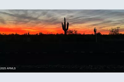 15433 W Pinnacle Vista Road, Surprise, AZ 85387 - Photo 11