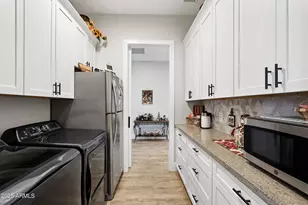 15433 W Pinnacle Vis Rd, Surprise, AZ 85387 - Photo 9