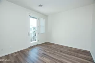 2090 S Dorsey Ln, Tempe, AZ 85282 - Photo 35