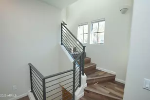 2090 S Dorsey Ln, Tempe, AZ 85282 - Photo 17