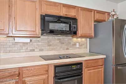 11108 W Nocturne Court, Sun City, AZ 85351 - Photo 15