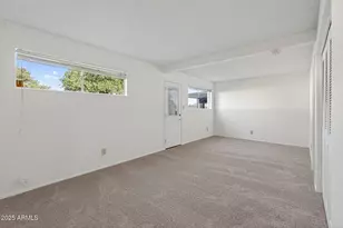 10417 N 95th Dr, Peoria, AZ 85345 - Photo 25