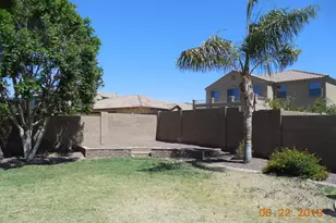 18244 W Onyx Ct, Waddell, AZ 85355 - Photo 9