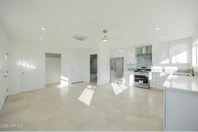 5132 S Dorsey Lane #A, Tempe, AZ 85282 - Photo 5