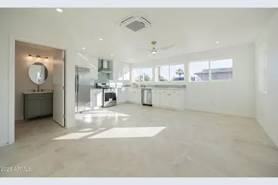 5132 S Dorsey Lane #A, Tempe, AZ 85282 - Photo 3