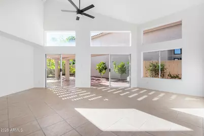 10289 E Celtic Drive, Scottsdale, AZ 85260 - Photo 9