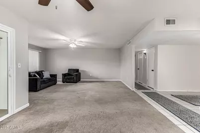 13810 N Kaanapali Drive, Sun City, AZ 85351 - Photo 9