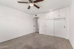 13810 N Kaanapali Dr, Sun City, AZ 85351 - Photo 17