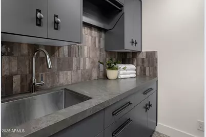 10041 N 52nd Place, Paradise Valley, AZ 85253 - Photo 17