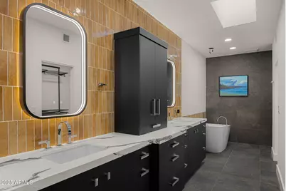 10041 N 52nd Place, Paradise Valley, AZ 85253 - Photo 11