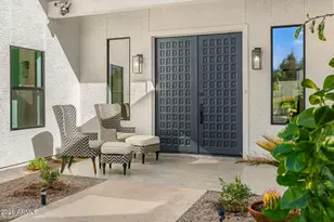 10041 N 52nd Pl, Paradise Valley, AZ 85253 - Photo 31