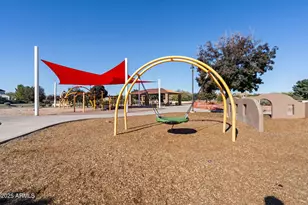 3781 E Chestnut Ln, Gilbert, AZ 85298 - Photo 85