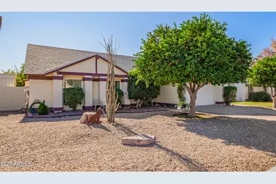 9033 W Hatcher Road, Peoria, AZ 85345 - Photo 1