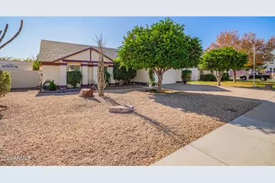 9033 W Hatcher Road, Peoria, AZ 85345 - Photo 3