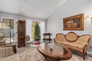 9033 W Hatcher Rd, Peoria, AZ 85345 - Photo 7