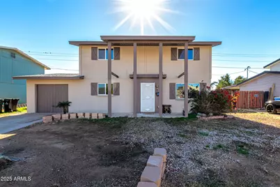 8201 W Whitton Avenue, Phoenix, AZ 85033 - Photo 1