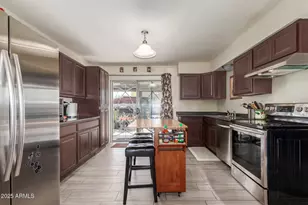 8201 W Whitton Ave, Phoenix, AZ 85033 - Photo 9