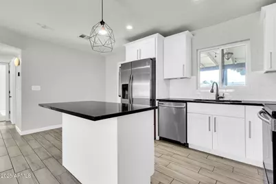 449 E Harmony Avenue, Mesa, AZ 85204 - Photo 7