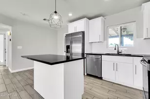 449 E Harmony Ave, Mesa, AZ 85204 - Photo 7