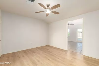 10452 W Meade Drive, Sun City, AZ 85351 - Photo 19