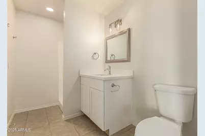 10452 W Meade Drive, Sun City, AZ 85351 - Photo 15