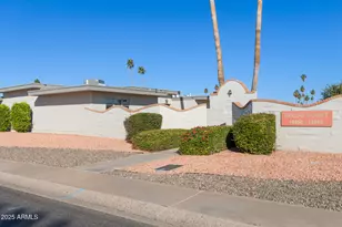 10882 W Coggins Dr, Sun City, AZ 85351 - Photo 31