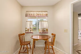 10882 W Coggins Dr, Sun City, AZ 85351 - Photo 13