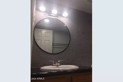 740 W Elm Street #110, Phoenix, AZ 85013 - Photo 15