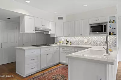 6131 E Naumann Drive, Paradise Valley, AZ 85253 - Photo 13