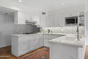 6131 E Naumann Dr, Paradise Valley, AZ 85253 - Photo 13