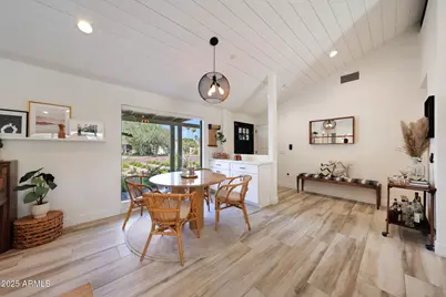 7031 E Monte Vista Road, Scottsdale, AZ 85257 - Photo 5