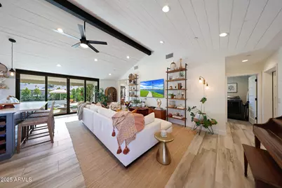 7031 E Monte Vista Road, Scottsdale, AZ 85257 - Photo 9