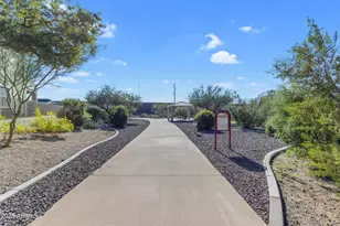 2715 W Cottonwood Ln, Phoenix, AZ 85045 - Photo 37