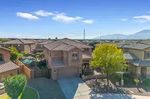 2715 W Cottonwood Ln, Phoenix, AZ 85045 - Photo 5