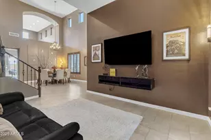 2715 W Cottonwood Ln, Phoenix, AZ 85045 - Photo 9