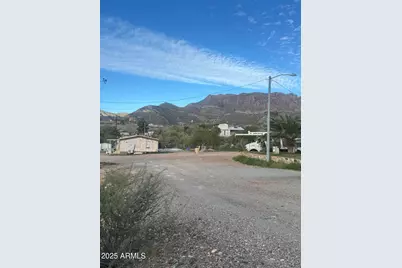 1129 S Edna Avenue, Superior, AZ 85173 - Photo 1