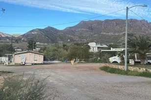 1129 S Edna Ave, Superior, AZ 85173 - Photo 1