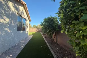 297 E Kaibab Dr, Chandler, AZ 85249 - Photo 37