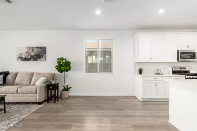 20264 W Montecito Avenue, Litchfield Park, AZ 85340 - Photo 7