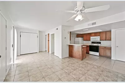 4730 W Northern Avenue #1114, Glendale, AZ 85301 - Photo 3