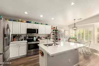 10447 E Diamond Avenue, Mesa, AZ 85208 - Photo 9