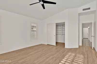 4519 E Lone Cactus Drive, Phoenix, AZ 85050 - Photo 15