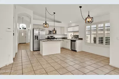 4519 E Lone Cactus Drive, Phoenix, AZ 85050 - Photo 11