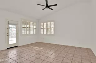 4519 E Lone Cactus Dr, Phoenix, AZ 85050 - Photo 13