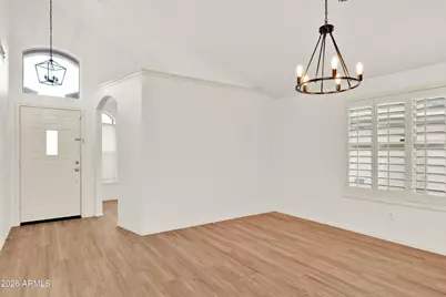 4519 E Lone Cactus Drive, Phoenix, AZ 85050 - Photo 5